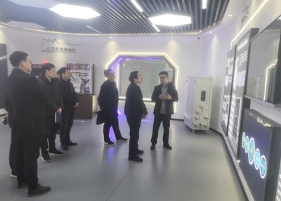 校企聯(lián)動促發(fā)展 我?？萍紝＜覉F(tuán)赴明光市開展信息電子技術(shù)服務(wù)調(diào)研交流